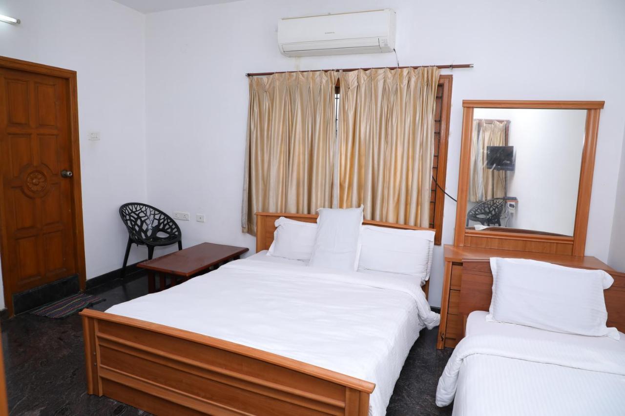 Rainbow House Luxury Rooms 첸나이 외부 사진